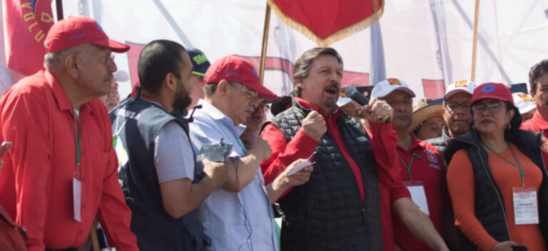 Napoleon-sindicato-larrea-02052019