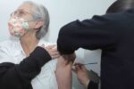210215_SESA_COVID_INICIA_VACUNACION_02