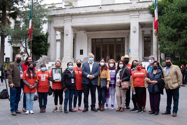 270821 Inauguración. ‘Estos rostros que ves. Mujeres que buscan’ (4)