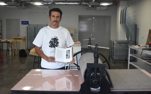 Andrés Huitrón, fundador de Gráfica Canera. Foto. Cortesía