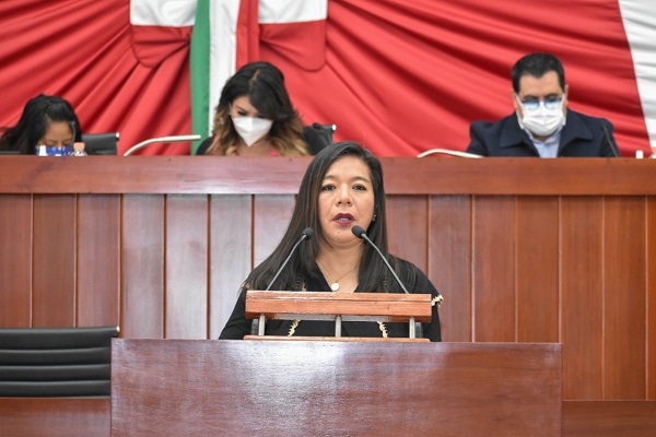 Dip. Leticia Martínez1
