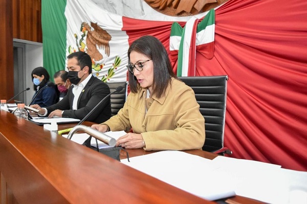 Dip. Reyna Flor Baez Lozano