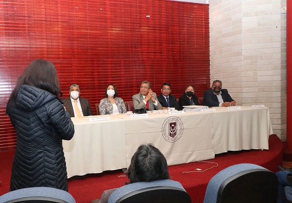 08 Revisa UATx su sistema de gestión de la calidad
