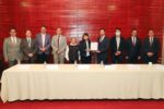 18 Fue sede UATx de la instalación de red local de acceso a la información