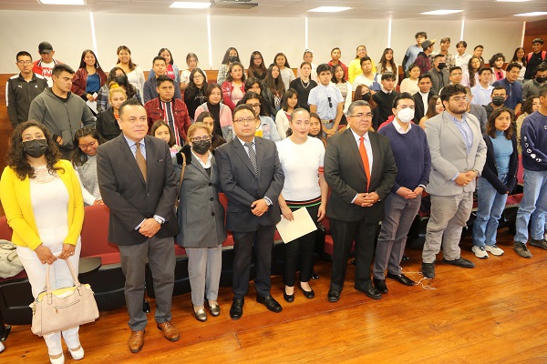 19 Hablan en la UATx sobre observación electoral ciudadana