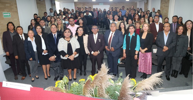 18 Reforzará academia de autorrealización de la UATx el humanismo contemporáneo