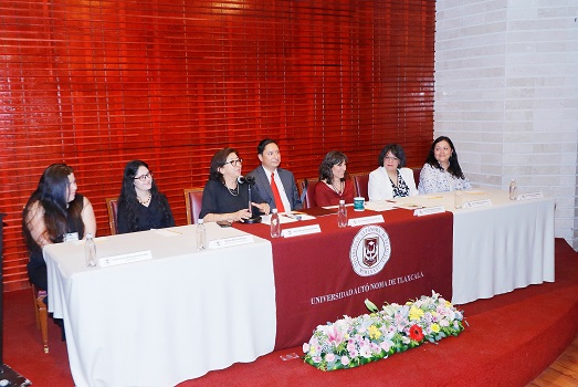 27 Se efectúa en UATx Congreso Internacional en Bioquímica