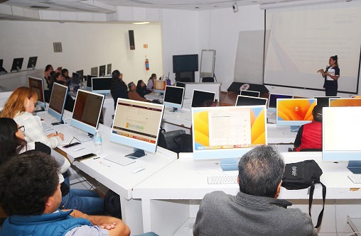 30 Fortalece UATx procesos de servicio social y prácticas profesionales