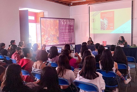 11 Presentó UATx textos electrónicos en Feria Internacional del Libro