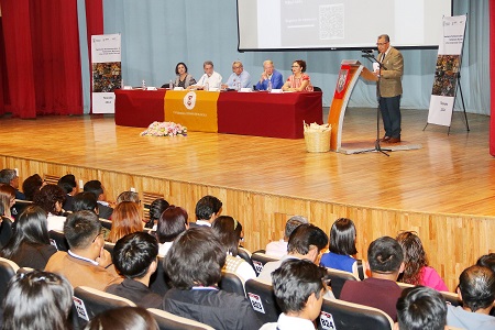 15 A Reflexionaron en la UATx sobre el humanismo mexicano y la educación