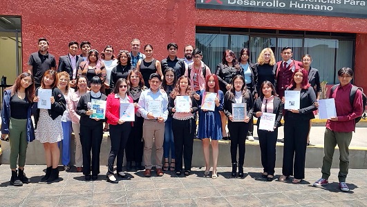 05 Estudiantes de gerontología social de la UATx exponen actividades de praxis profesional