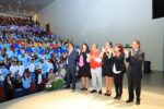 22 A Sentirse orgullosos por pertenecer a la UATx exhorta Rector