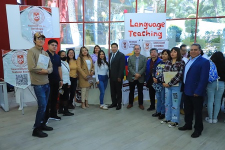 11 Recibe la UATx a mil 500 visitantes en su 4ª Feria Profesiográfica 5