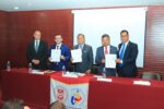 08 Firman convenio de colaboración la UATx y el Instituto de Estudios Migratorios de Texas