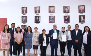10 Facultad de Derecho UATx y Comisión Ejecutiva de Atención a Víctimas firman convenio de colaboración (1)