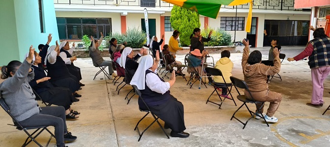 19 La UATx abre espacios de aprendizaje inclusivos para las personas mayores (3)