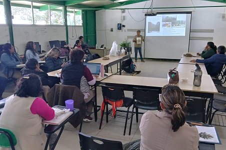 15 Investigadores UATx impartieron curso en CBTA 134 1