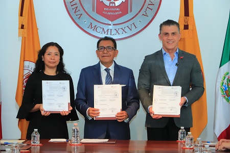 25 Rector de la UATx y Presidente Municipal de Tlaxcala firman acuerdo de colaboración