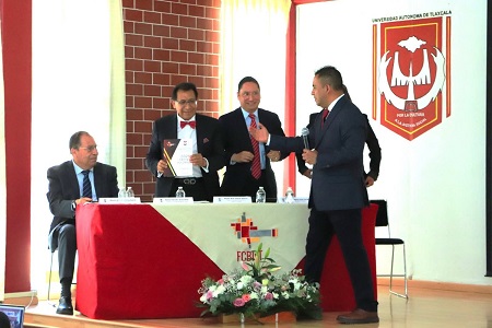 29 La UATx seguirá competitiva con su oferta educativa en Ciencias Básicas-Rector (2)
