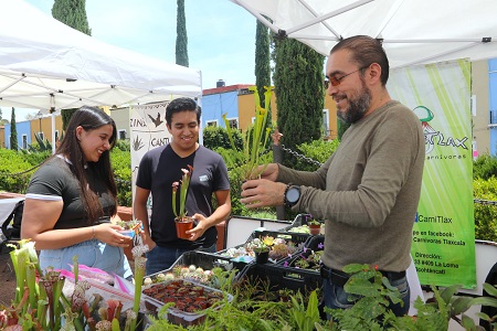 8 Inaugura CICB-UATx su Segundo festival de las suculentas en Tlaxcala (3)