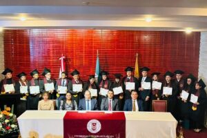 3 Nuevos profesionales en Derecho campus Teacalco concluyen sus estudios en la UATx (1)