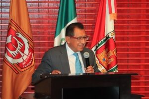 22 Inauguró Rector de la UATx Simposio de bioética en la primera infancia (2)