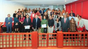24 Fomenta la UATx conocimiento especializado en transparencia y cultura de la legalidad (1)