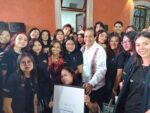 7 Reciben estudiantes de la FCEA-UATx nombramiento como embajadores turísticos de SECTURE (2)