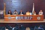 22 Presentan en el CIJUREP-UATx el libro 1